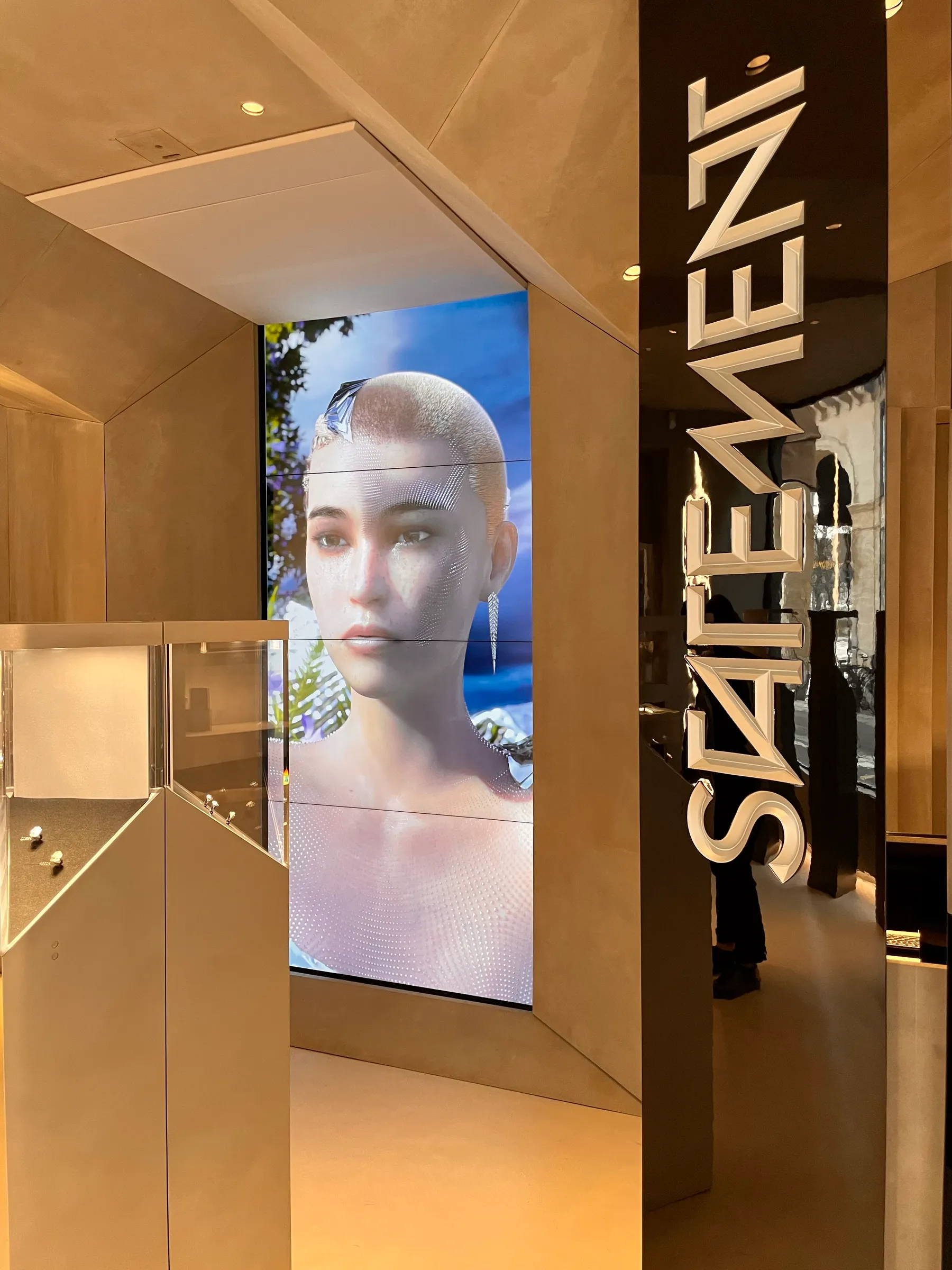 Statement — Alyh (boutique flagship) — visuel 11